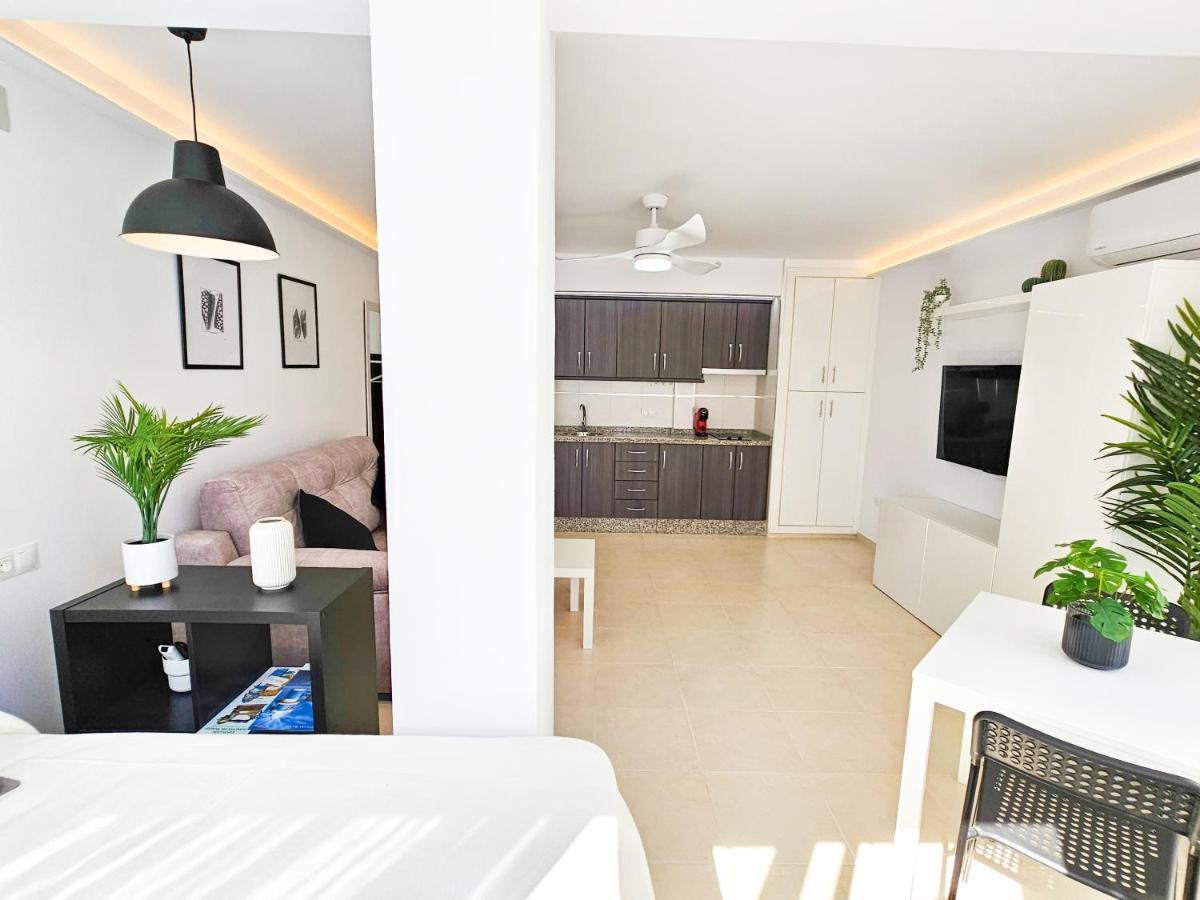 Estudio Vip Mediterraneo - Alojamientos La Torre Торре-дель-Мар Екстер'єр фото