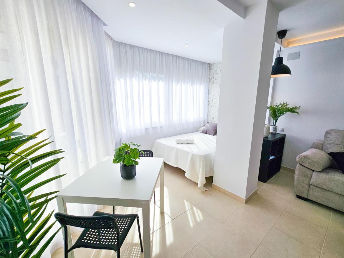 Estudio Vip Mediterraneo - Alojamientos La Torre Торре-дель-Мар Екстер'єр фото