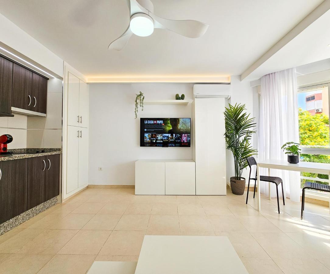 Estudio Vip Mediterraneo - Alojamientos La Torre Торре-дель-Мар Екстер'єр фото