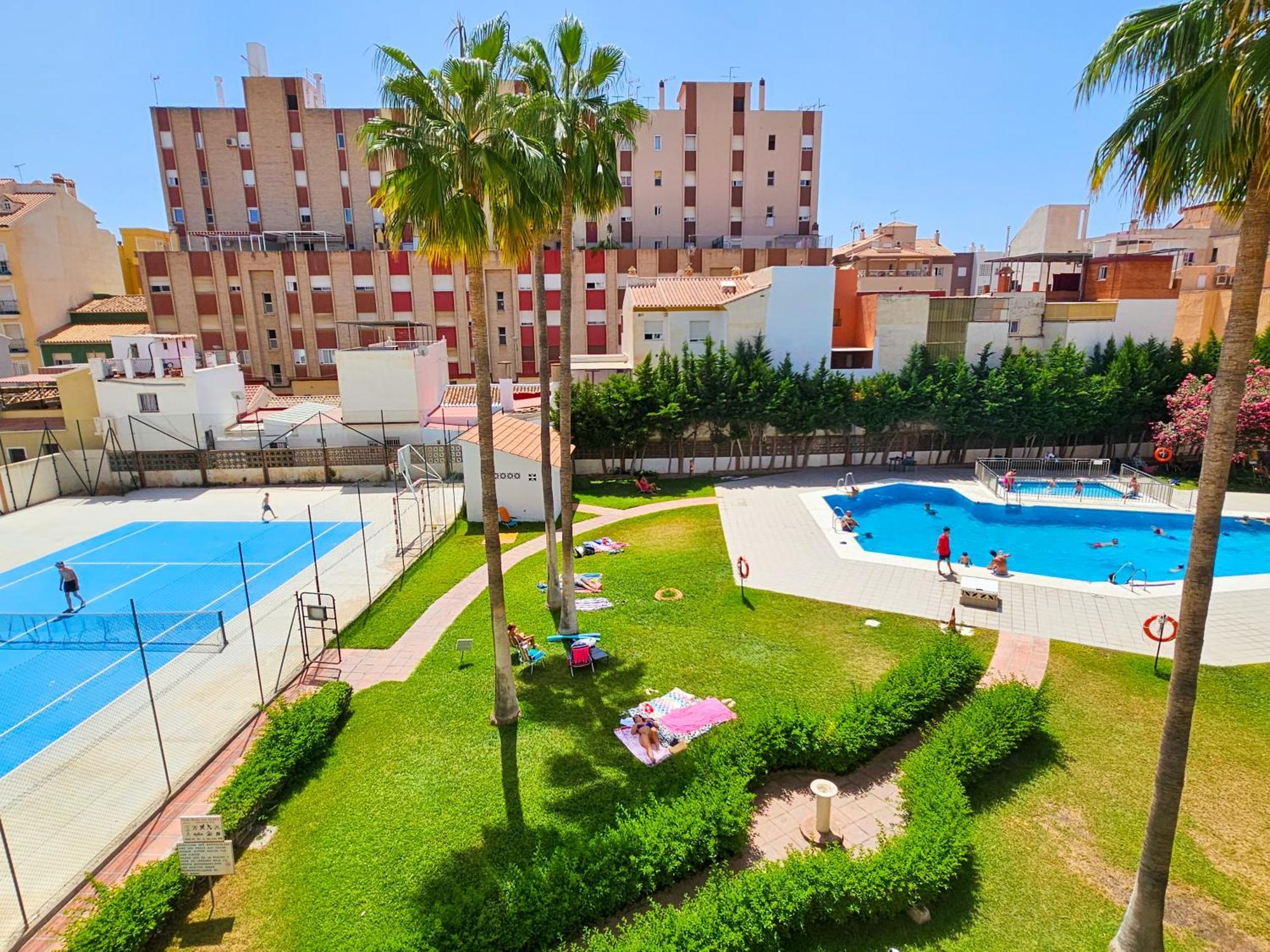 Estudio Vip Mediterraneo - Alojamientos La Torre Торре-дель-Мар Екстер'єр фото